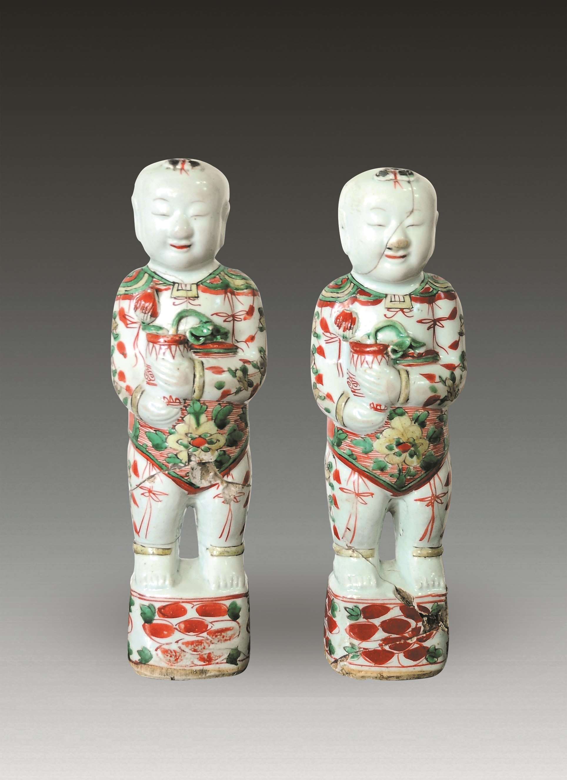 明万历五彩瓷娃二只  27-6.5-8cm 副本.jpg